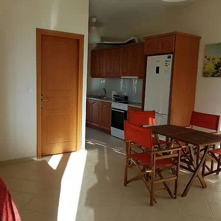 Anna's Flat קאבוס